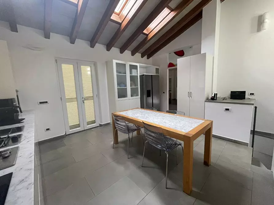 Immagine 4 di Casa semindipendente in vendita  a Castelnuovo Magra