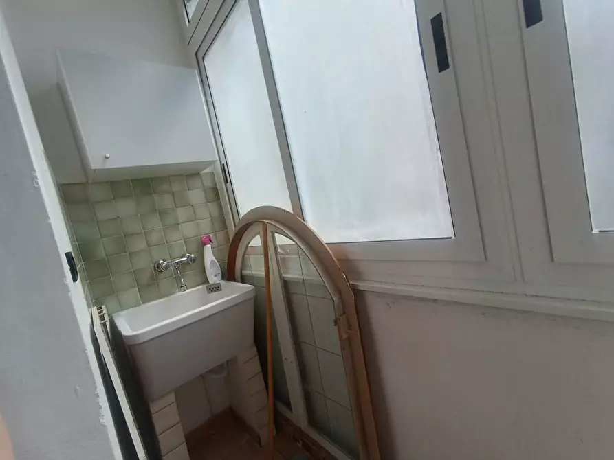 Immagine 8 di Appartamento in vendita  a Taranto