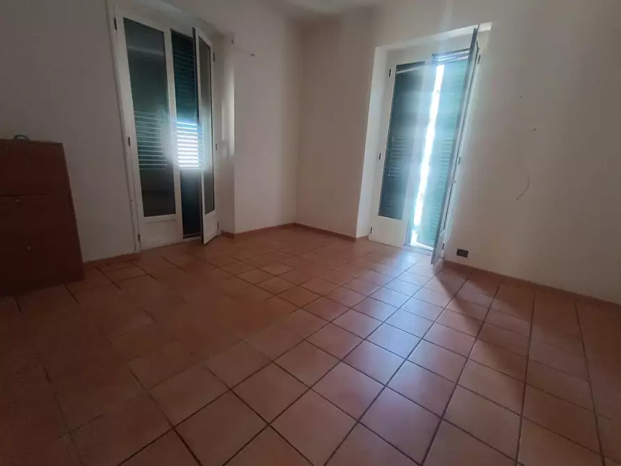 Immagine 21 di Appartamento in vendita  a Taranto