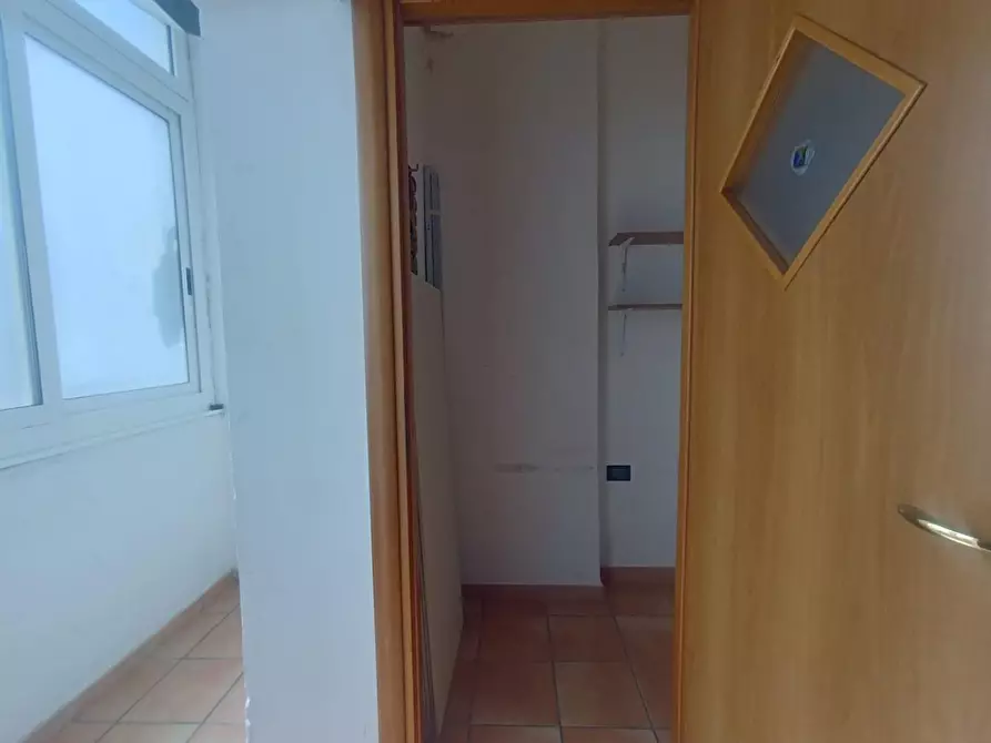 Immagine 10 di Appartamento in vendita  a Taranto