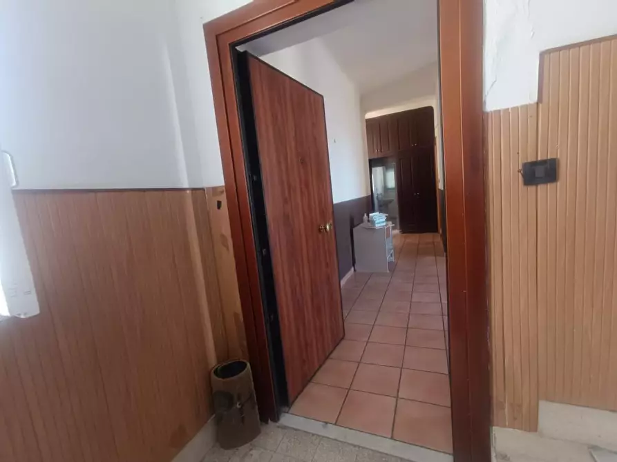 Immagine 2 di Appartamento in vendita  a Taranto