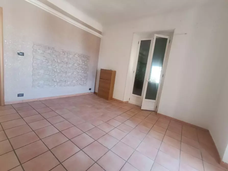 Immagine 19 di Appartamento in vendita  a Taranto