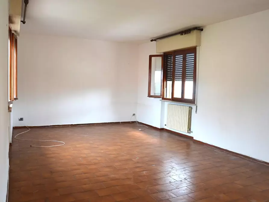 Immagine 2 di Casa bifamiliare in vendita  a Vecchiano