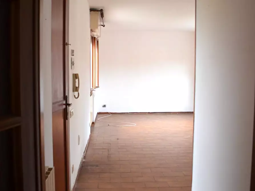 Immagine 9 di Casa bifamiliare in vendita  a Vecchiano