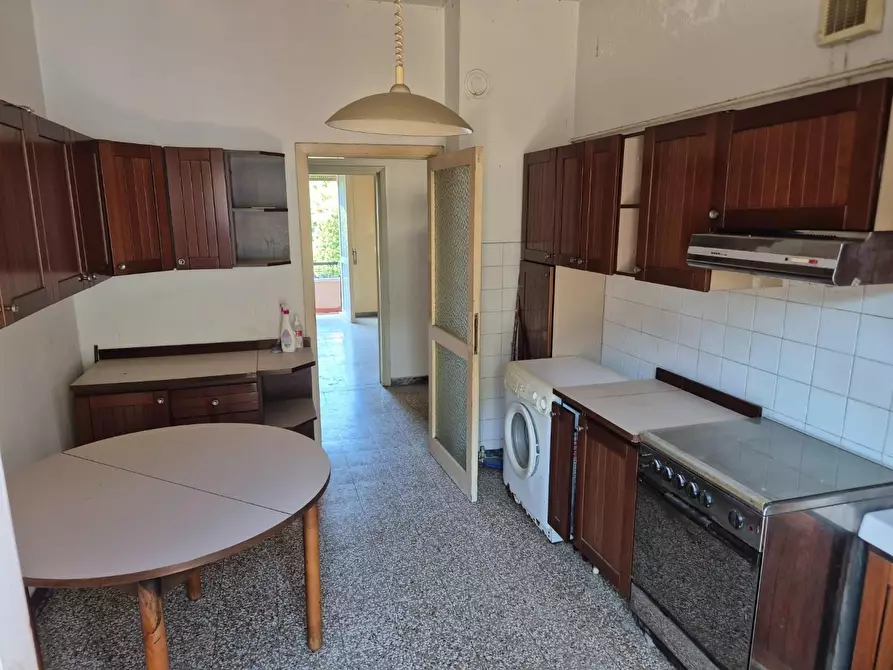 Immagine 8 di Appartamento in vendita  a Carrara