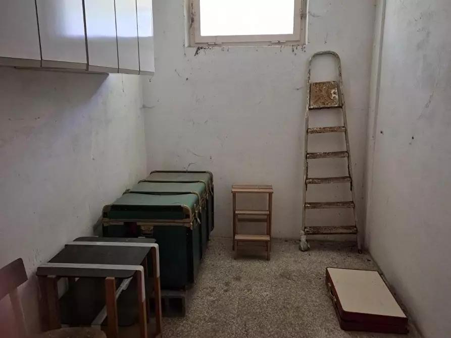 Immagine 16 di Appartamento in vendita  a Carrara