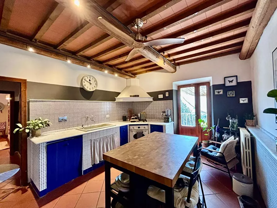 Immagine 15 di Appartamento in vendita  a Chianni