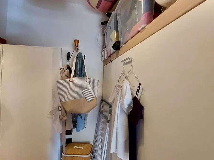 Immagine 17 di Appartamento in vendita  a Viareggio