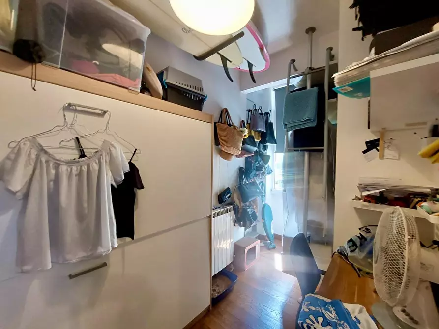 Immagine 18 di Appartamento in vendita  a Viareggio