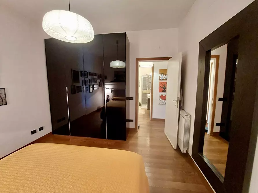 Immagine 12 di Appartamento in vendita  a Viareggio