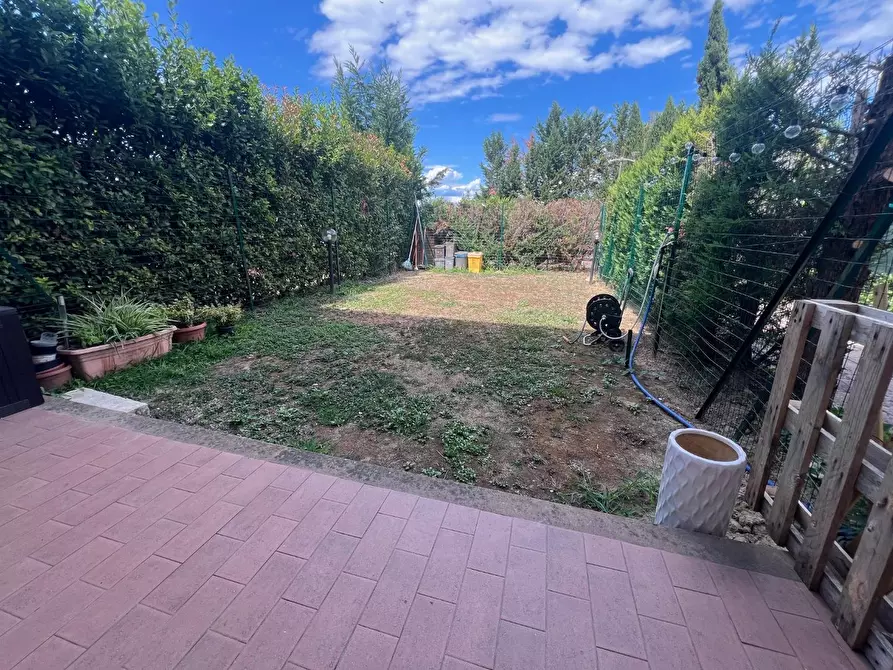 Immagine 17 di Appartamento in vendita  a Castelfiorentino