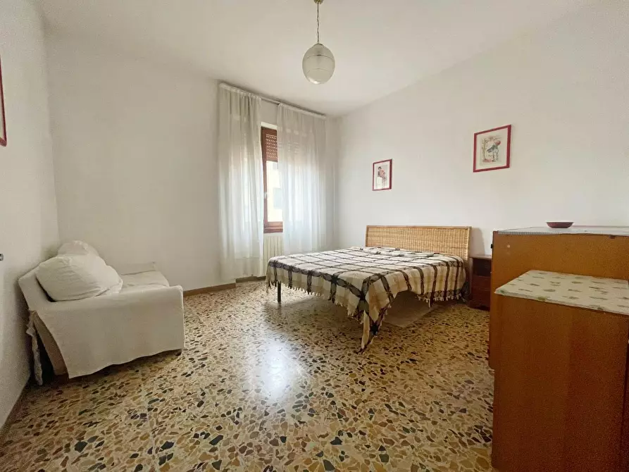 Immagine 5 di Appartamento in vendita  a Poggibonsi