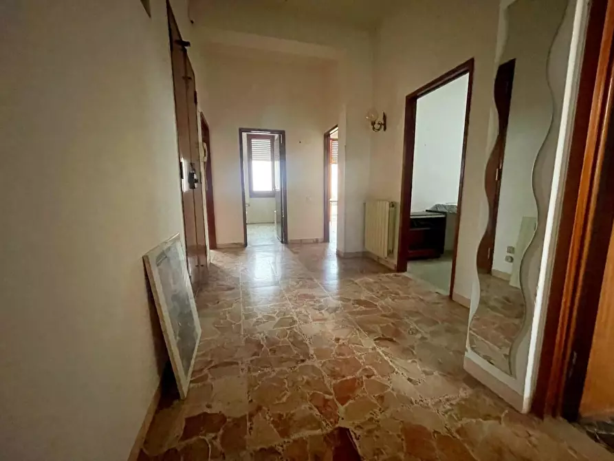 Immagine 6 di Appartamento in vendita  a Poggibonsi