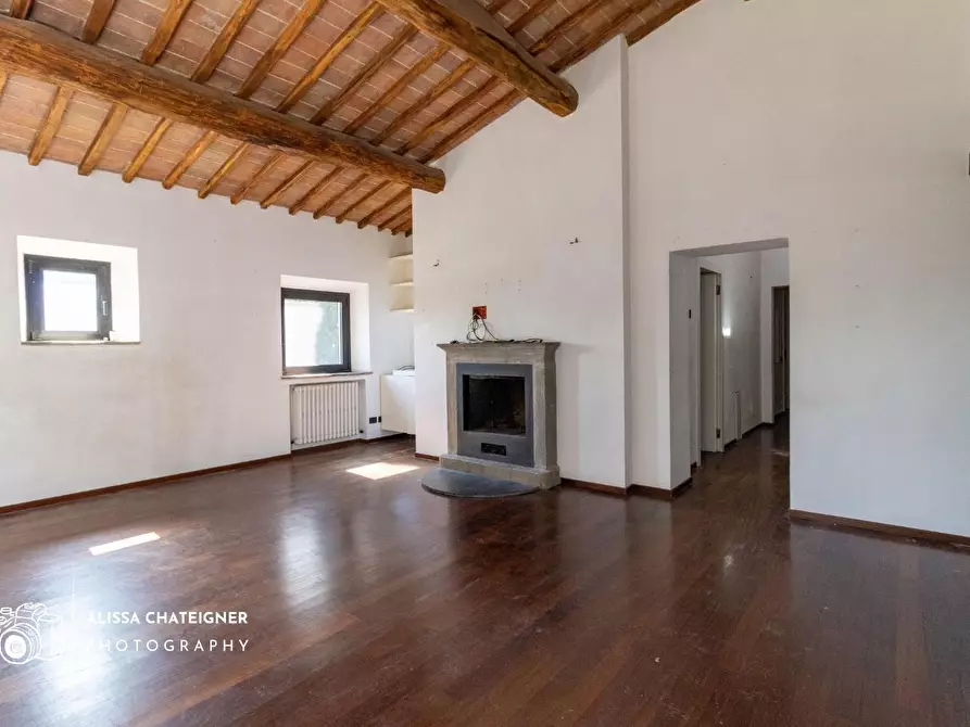 Immagine 14 di Porzione di casa in vendita  a Siena