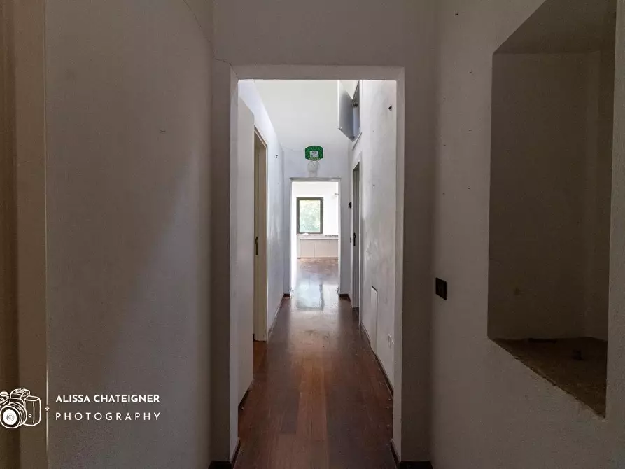 Immagine 43 di Porzione di casa in vendita  a Siena