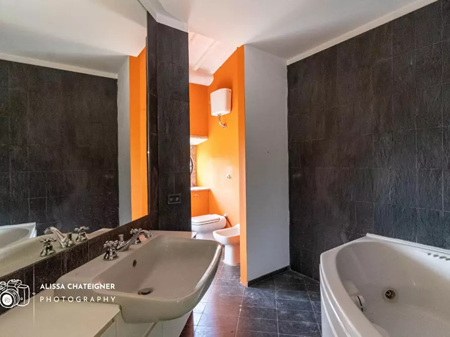 Immagine 39 di Porzione di casa in vendita  a Siena