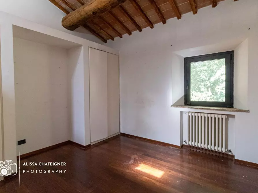 Immagine 28 di Porzione di casa in vendita  a Siena