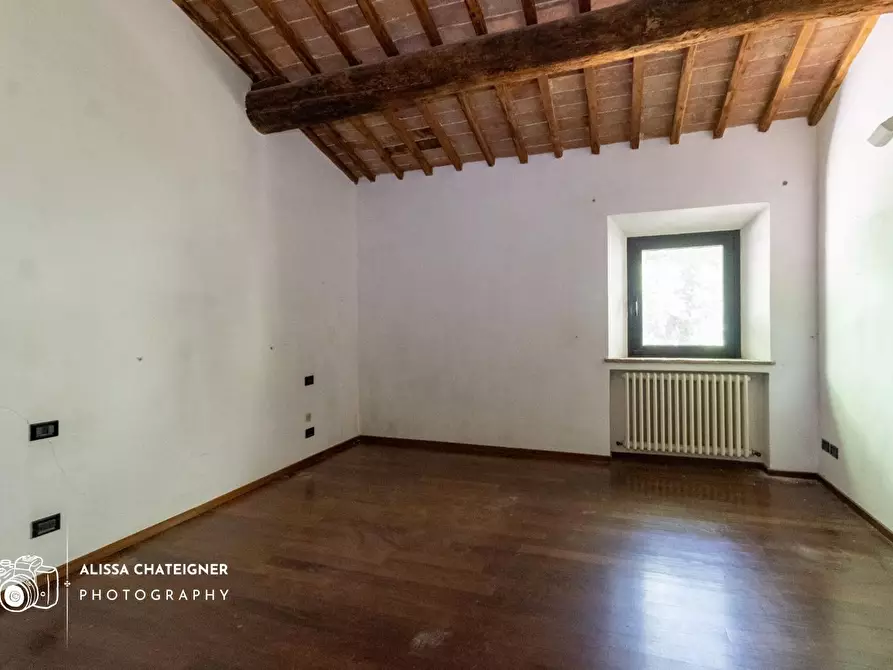 Immagine 34 di Porzione di casa in vendita  a Siena