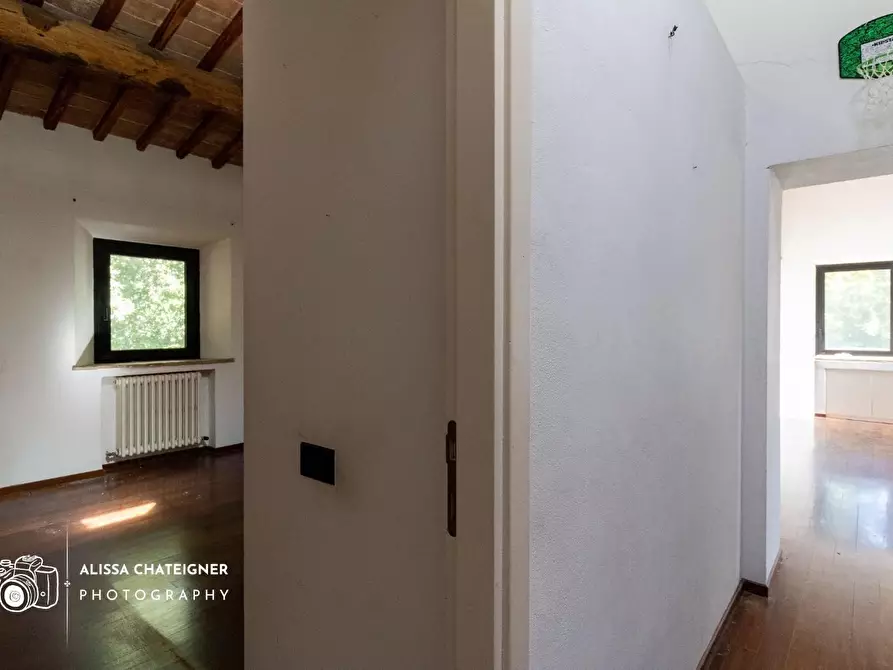 Immagine 26 di Porzione di casa in vendita  a Siena