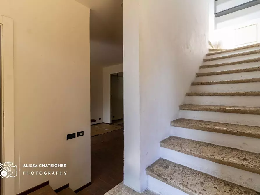 Immagine 13 di Porzione di casa in vendita  a Siena