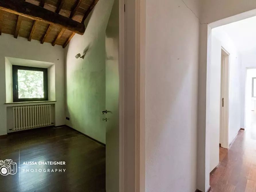 Immagine 38 di Porzione di casa in vendita  a Siena