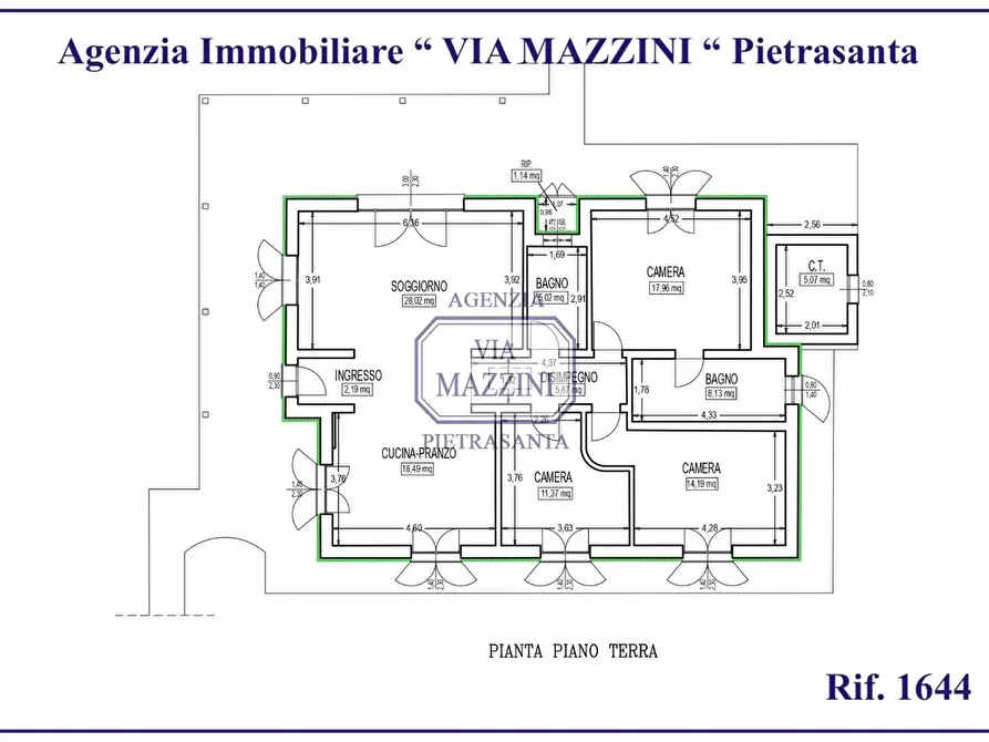 Immagine 29 di Villa in vendita  a Pietrasanta