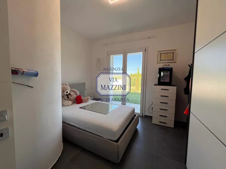 Immagine 18 di Villa in vendita  a Pietrasanta