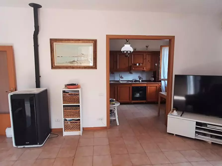 Immagine 5 di Appartamento in vendita  a Rosignano Marittimo