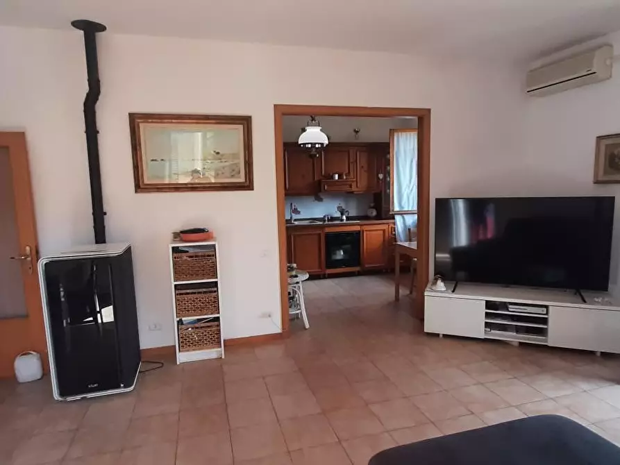 Immagine 7 di Appartamento in vendita  a Rosignano Marittimo