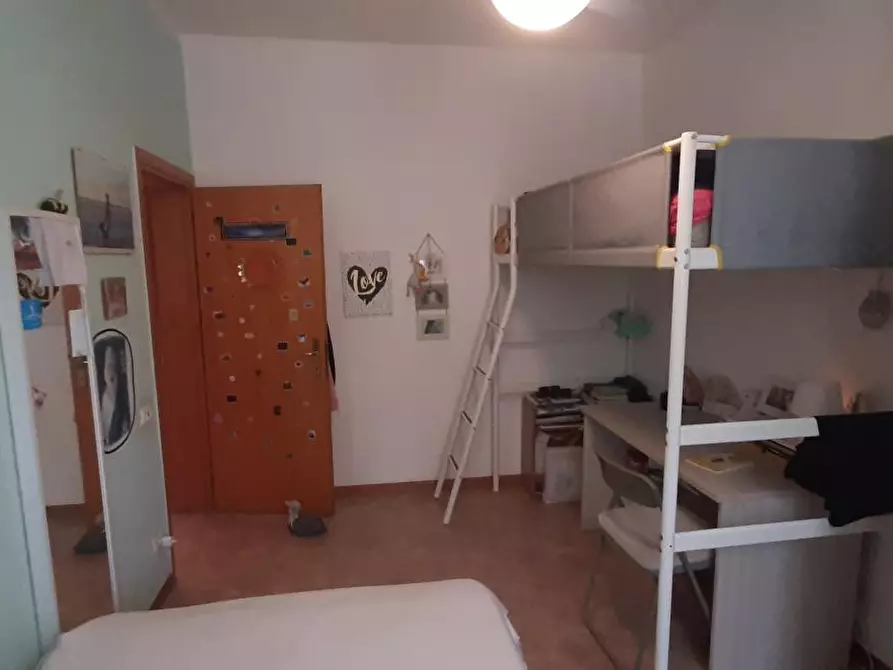 Immagine 36 di Appartamento in vendita  a Rosignano Marittimo