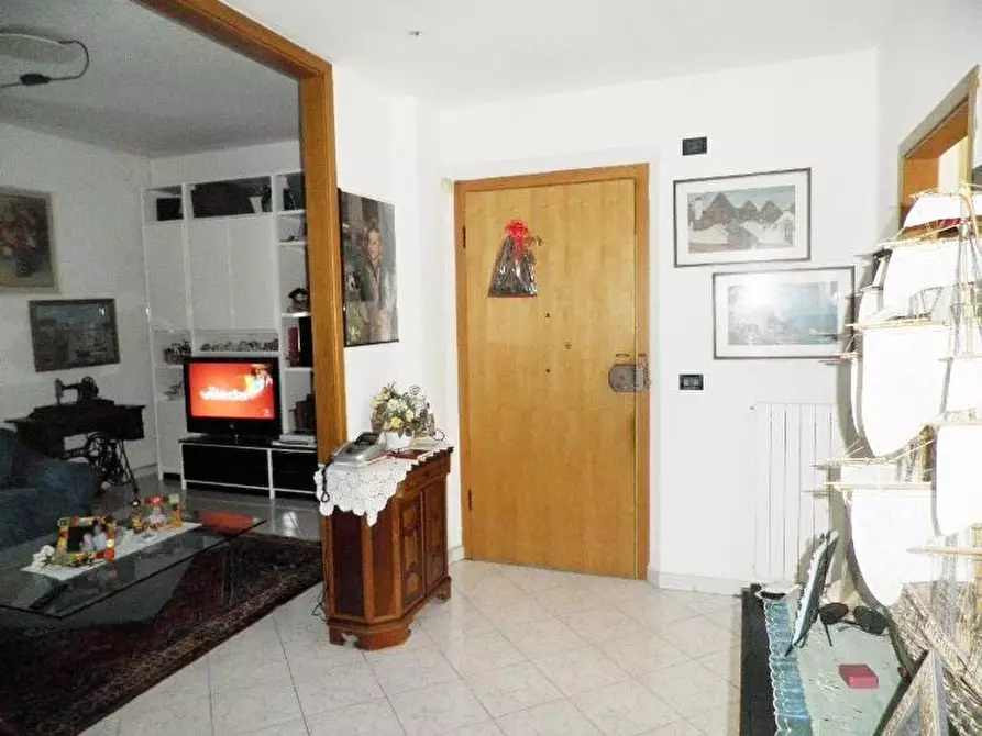 Immagine 9 di Casa quadrifamiliare in vendita  a Cecina