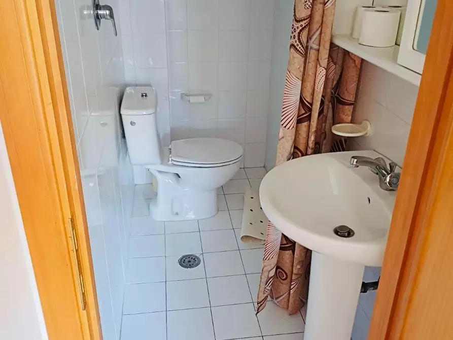 Immagine 11 di Casa quadrifamiliare in vendita  a Cecina