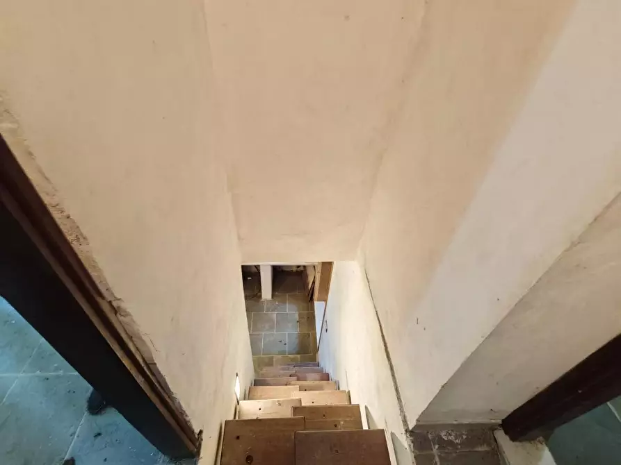 Immagine 12 di Casa indipendente in vendita  a Fosdinovo