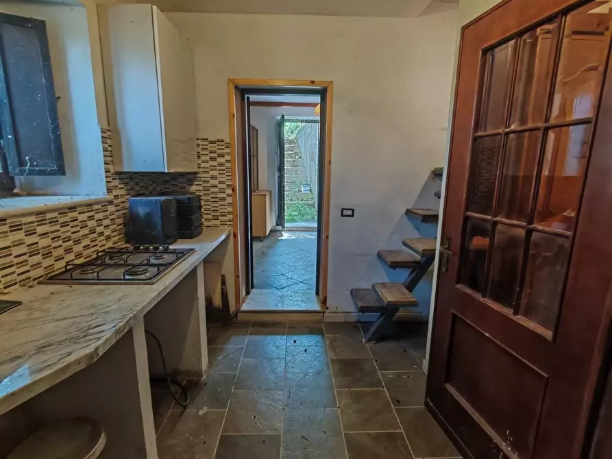 Immagine 3 di Casa indipendente in vendita  a Fosdinovo