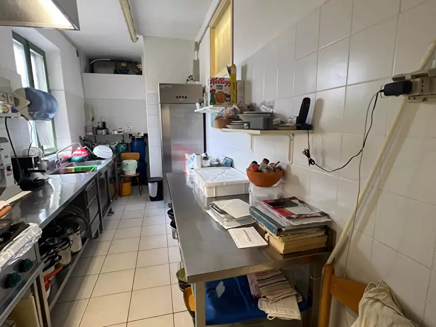 Immagine 29 di Alimentari in vendita  a Colle Di Val D'elsa