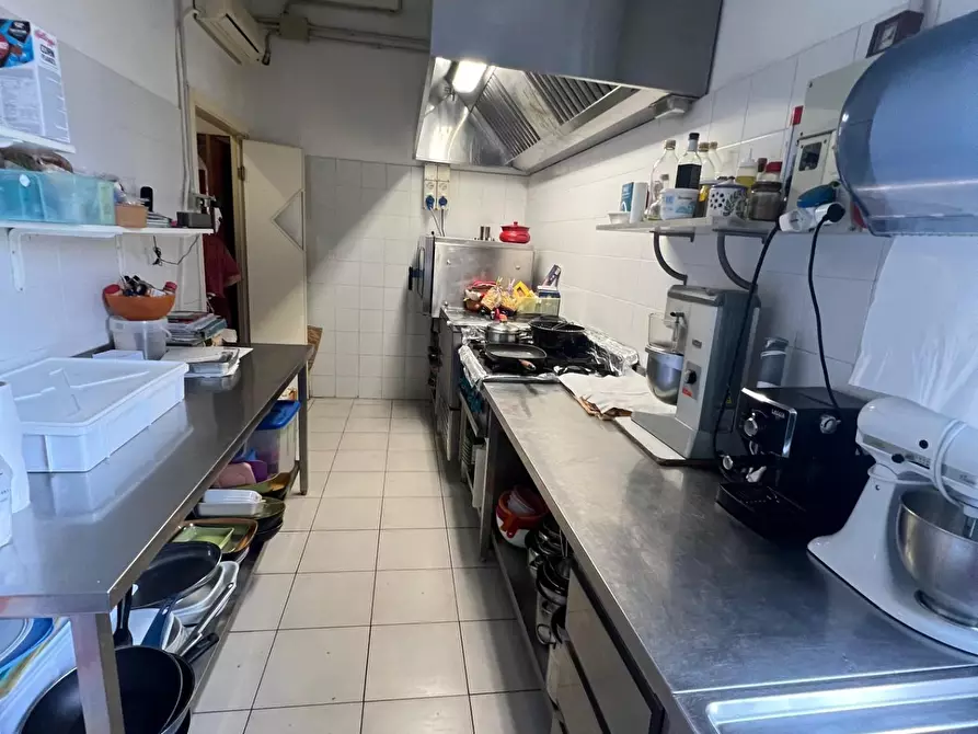 Immagine 26 di Alimentari in vendita  a Colle Di Val D'elsa