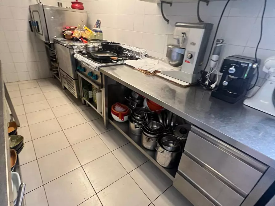 Immagine 20 di Alimentari in vendita  a Colle Di Val D'elsa