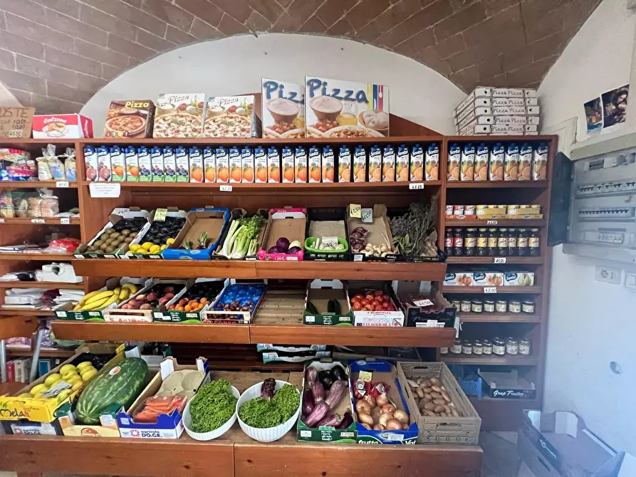 Immagine 16 di Alimentari in vendita  a Colle Di Val D'elsa