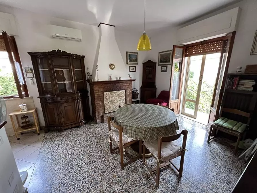 Immagine 15 di Villa in vendita  a Cecina