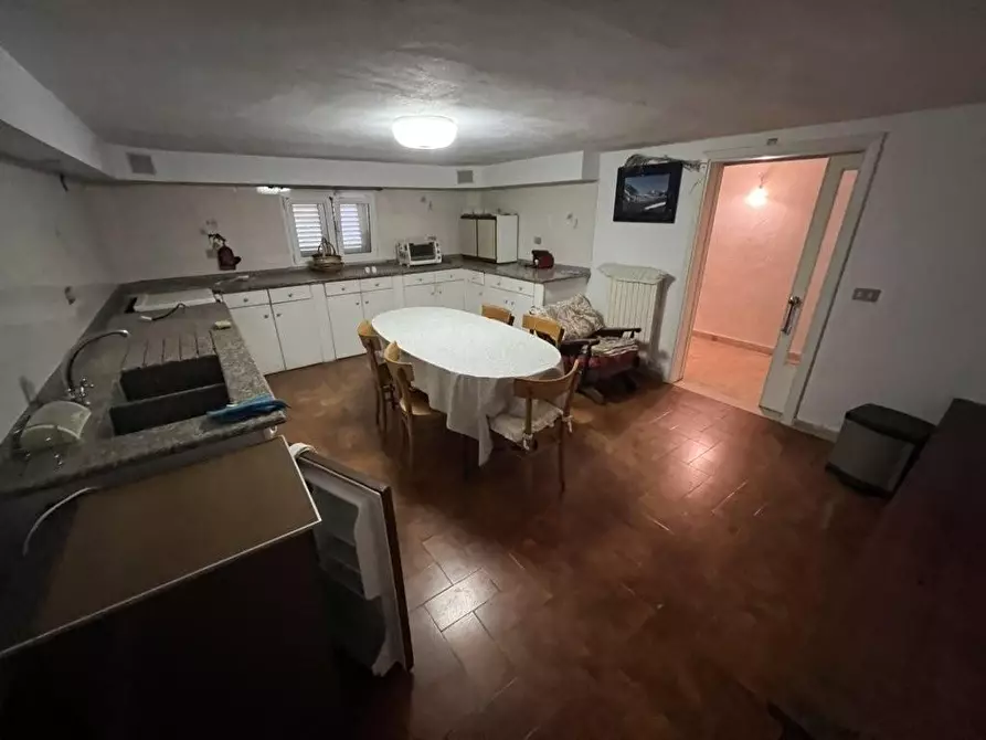 Immagine 37 di Villa in vendita  a Cecina