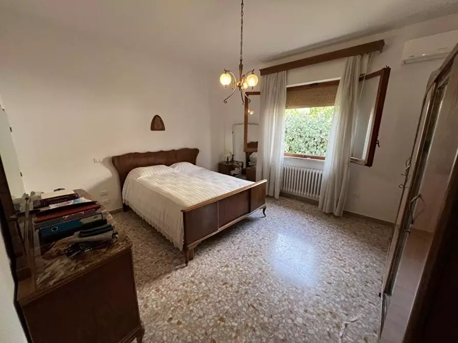 Immagine 26 di Villa in vendita  a Cecina