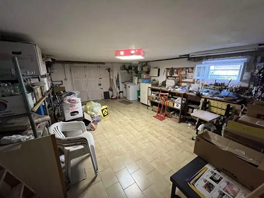 Immagine 36 di Villa in vendita  a Cecina