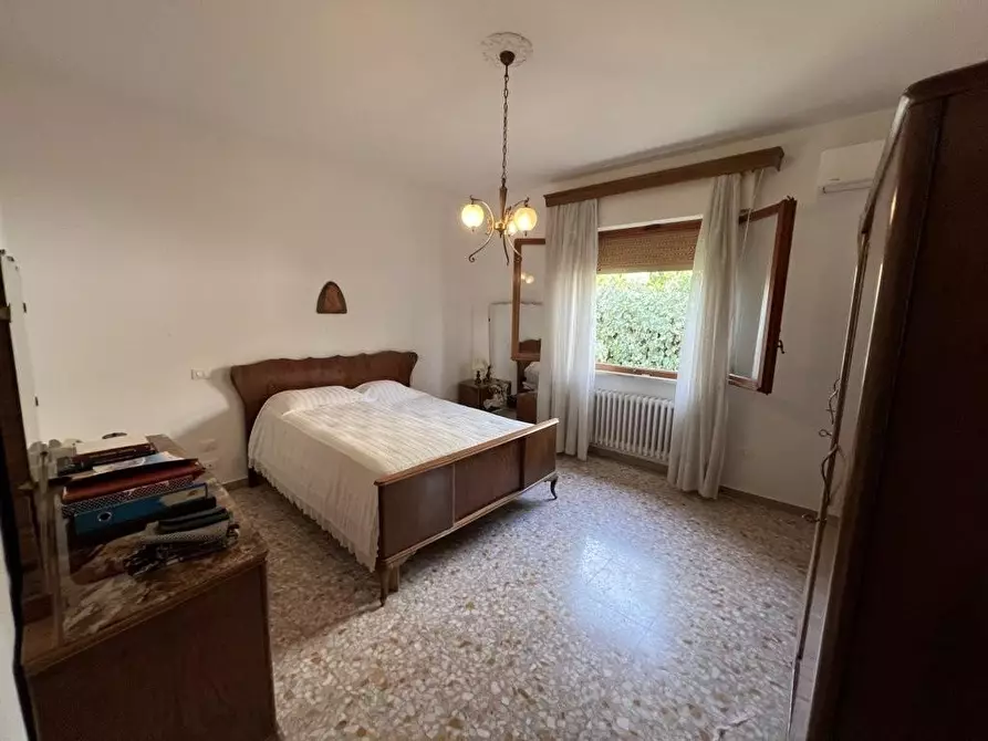 Immagine 27 di Villa in vendita  a Cecina