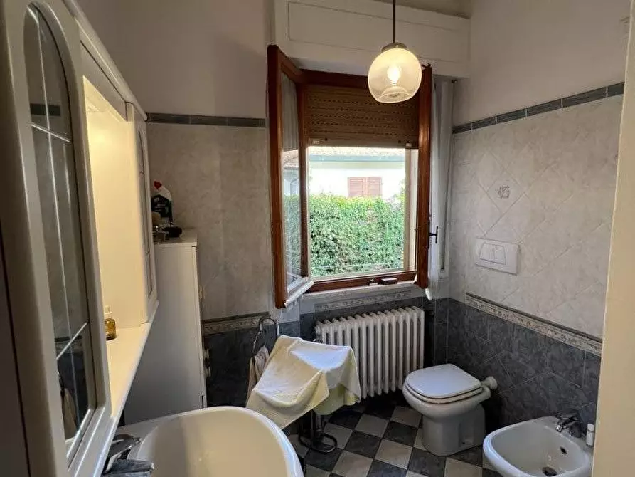 Immagine 29 di Villa in vendita  a Cecina