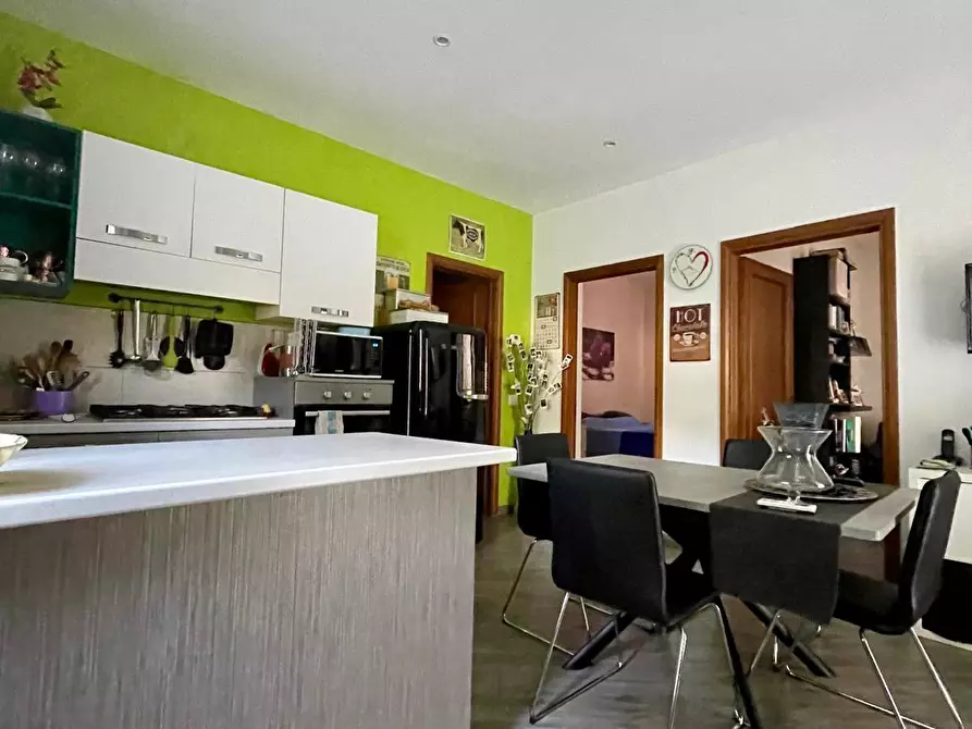 Immagine 4 di Appartamento in vendita  a Siena