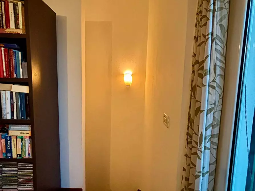 Immagine 21 di Appartamento in vendita  a Massa