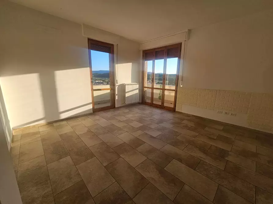 Immagine 10 di Appartamento in vendita  a Collesalvetti