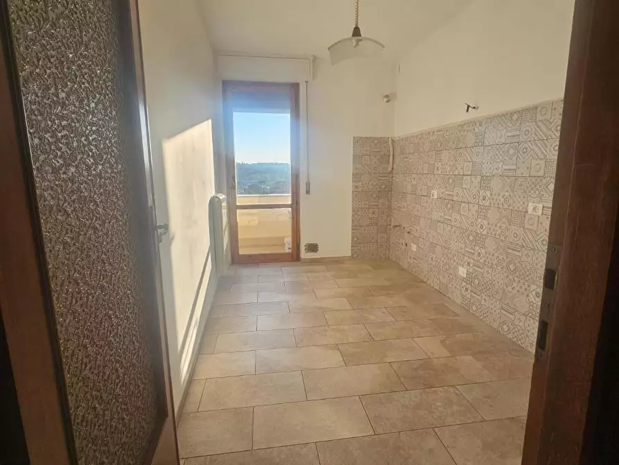 Immagine 11 di Appartamento in vendita  a Collesalvetti