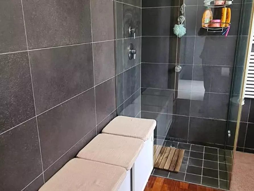 Immagine 23 di Villetta a schiera in vendita  a Livorno