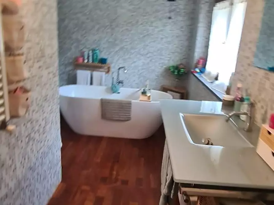 Immagine 20 di Villetta a schiera in vendita  a Livorno